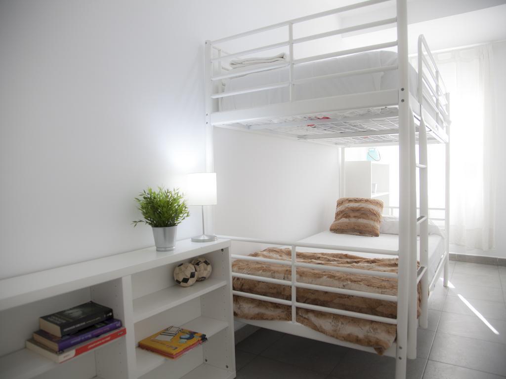 Ferienwohnung Flats Friends Tetuan Valencia Exterior foto